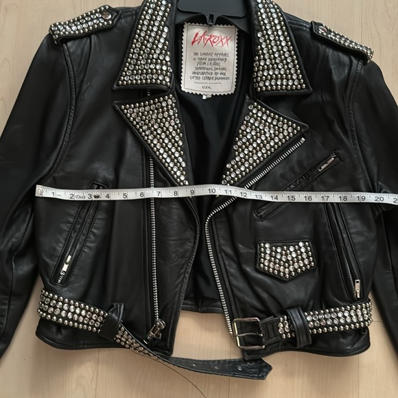 Vintage LA Roxx handcrafted studdedLeather jacket L - Picture 11 of 12